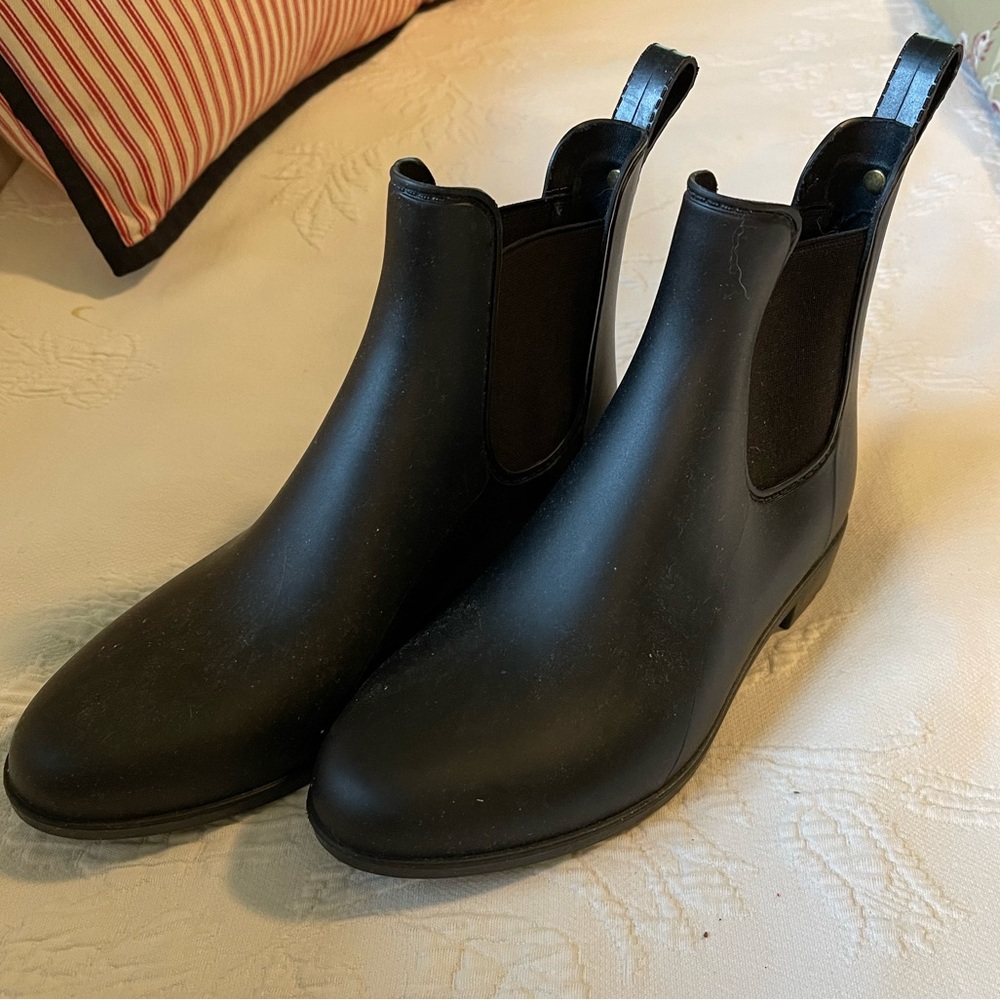 Sam Edelman rain booties